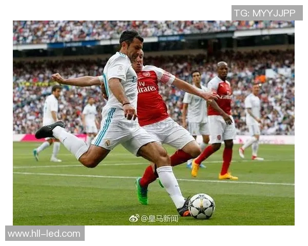 足球传奇手绘大集合 展现球星风采与荣耀时刻