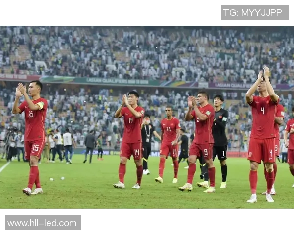 足球顶级球星惊人失误盘点 错失机会让球迷心碎的瞬间