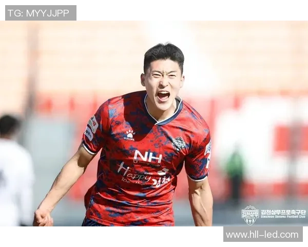 韩国女足球星闪耀绿茵展现坚韧精神引领球队走向辉煌未来